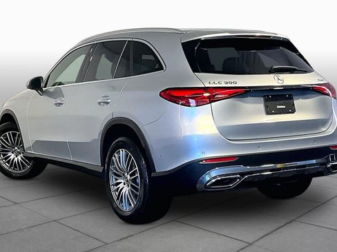 New 2026 Mercedes-Benz GLC 300 4MATIC image 3