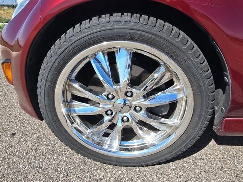 Used 2010 MAZDA MX-5 Miata Grand Touring w/ Premium Pkg RWD image 9