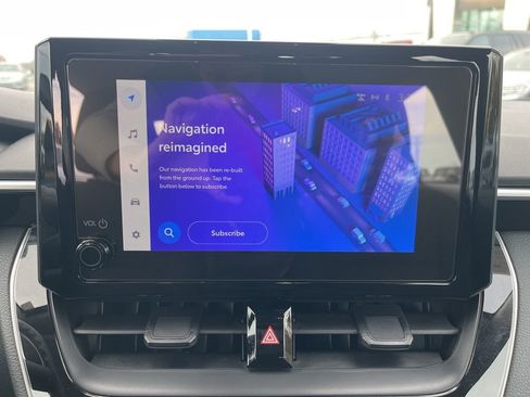 Used 2025 Toyota Corolla LE FWD image 19