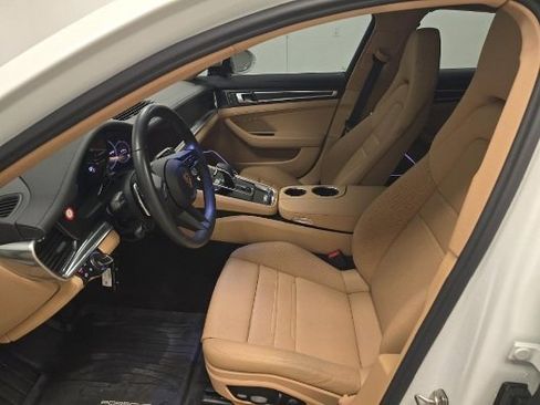 Used 2023 Porsche Panamera Platinum Edition image 4