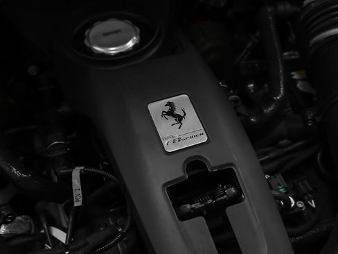Used 2022 Ferrari F8 Tributo RWD image 51