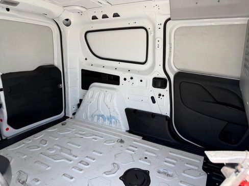 Used 2021 RAM ProMaster City Tradesman FWD image 20