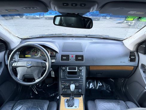 Used 2004 Volvo XC90 2.5T image 20