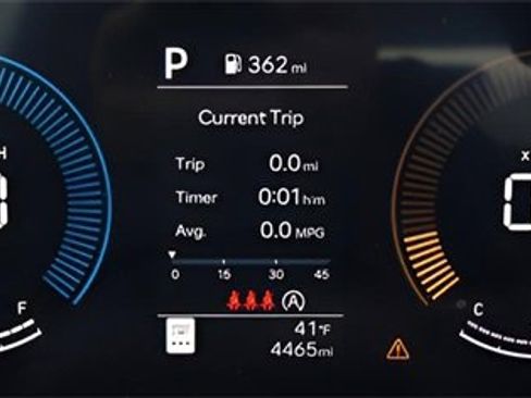 Used 2025 Hyundai Tucson SE image 18