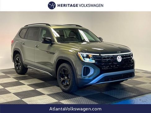 New 2026 Volkswagen Atlas Peak Edition AWD/4WD image 1