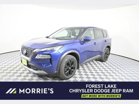 Used 2022 Nissan Rogue SV AWD/4WD image 1
