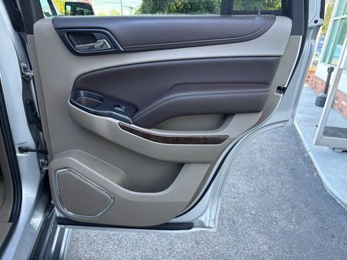 Used 2015 Chevrolet Tahoe LT image 20
