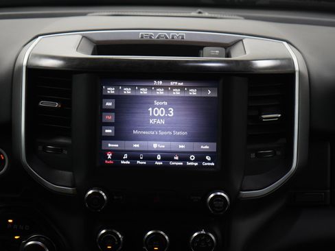 Used 2019 RAM 1500 Big Horn AWD/4WD image 15