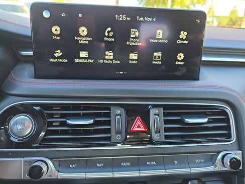 Used 2023 Genesis G70 3.3T w/ Sport Prestige Package image 23