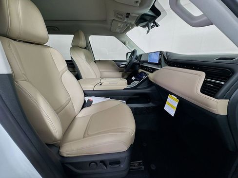 New 2026 INFINITI QX80 Pure w/ Cargo Package image 38