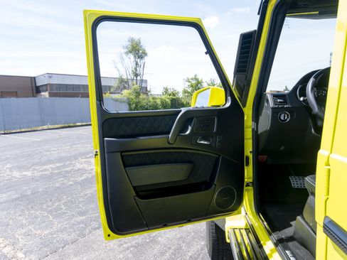 Used 2017 Mercedes-Benz G 550 Squared image 16
