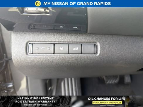 New 2026 Nissan Pathfinder SV AWD/4WD image 14