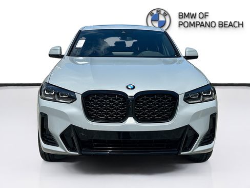Used 2024 BMW X4 xDrive30i w/ Premium Package AWD/4WD image 2