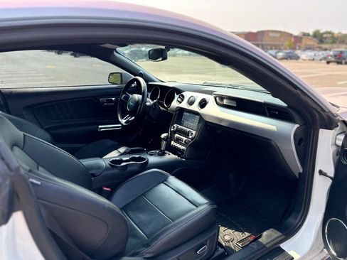Used 2017 Ford Mustang Premium RWD image 14