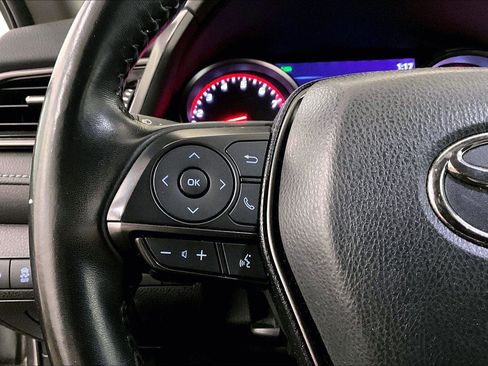 Used 2023 Toyota Camry XSE image 17