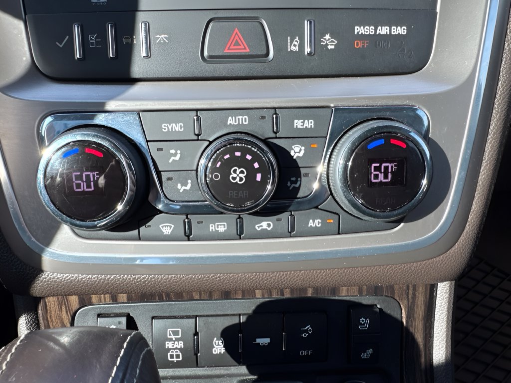 Used 2015 GMC Acadia Denali AWD/4WD image 23