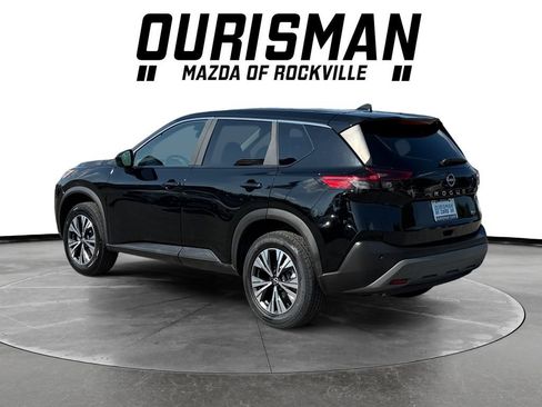 Used 2023 Nissan Rogue SV FWD image 4