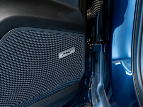 Certified 2025 Porsche Cayenne AWD/4WD image 13