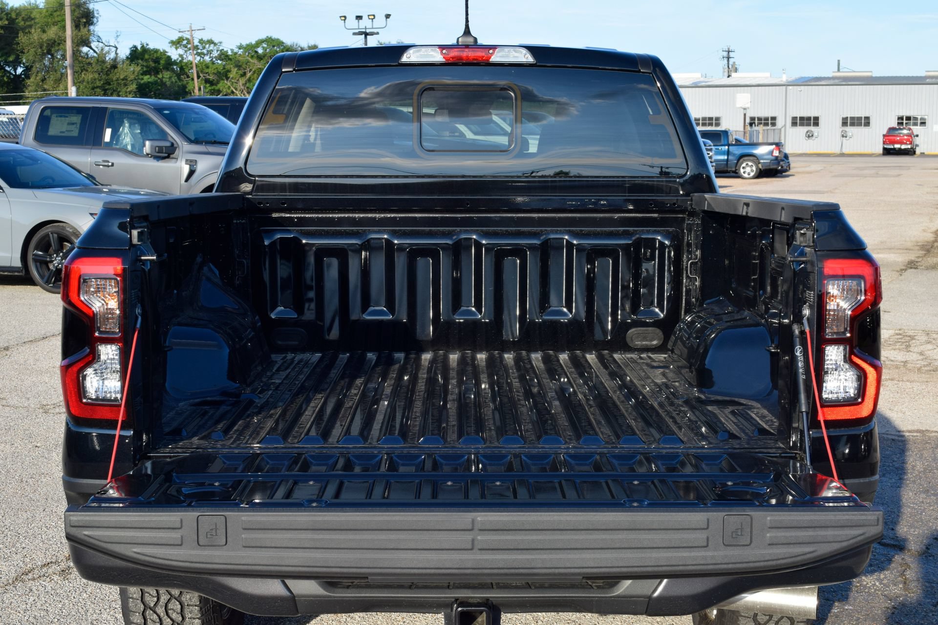 New 2026 Ford Ranger XLT w/ Equipment Group 301A High AWD/4WD image 21