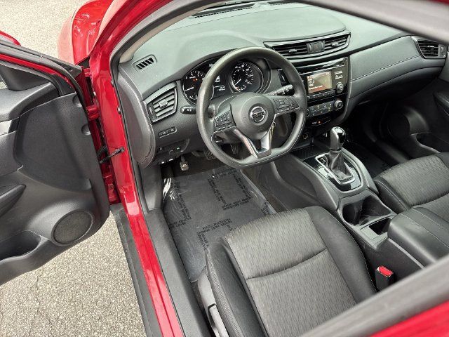 Used 2017 Nissan Rogue S FWD image 15
