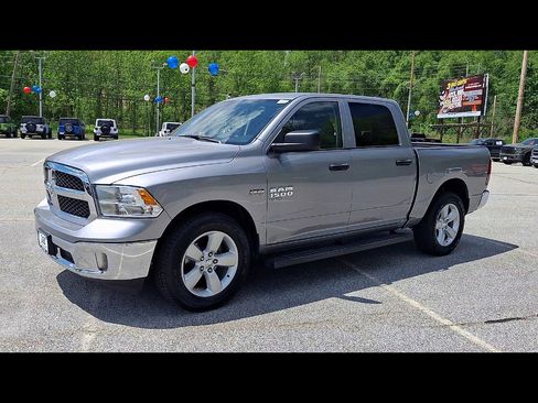 Certified 2024 RAM 1500 Tradesman w/ Tradesman SXT Package AWD/4WD image 4