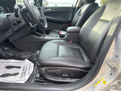 Used 2012 Chevrolet Impala LTZ image 11