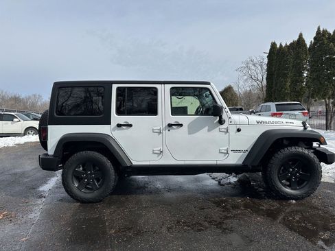 Used 2017 Jeep Wrangler Unlimited Sport image 5