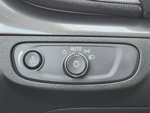 Used 2018 Buick Encore Preferred image 21