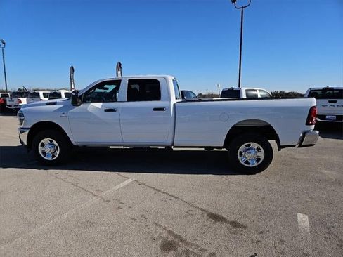 New 2026 RAM 2500 Tradesman AWD/4WD image 33