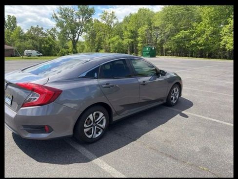 Used 2018 Honda Civic LX image 5