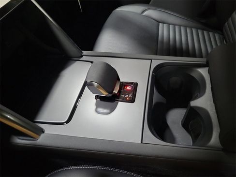 New 2025 Land Rover Discovery Sport Dynamic SE image 20