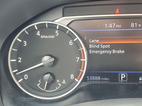 Used 2024 Nissan Altima 2.5 SV image 15