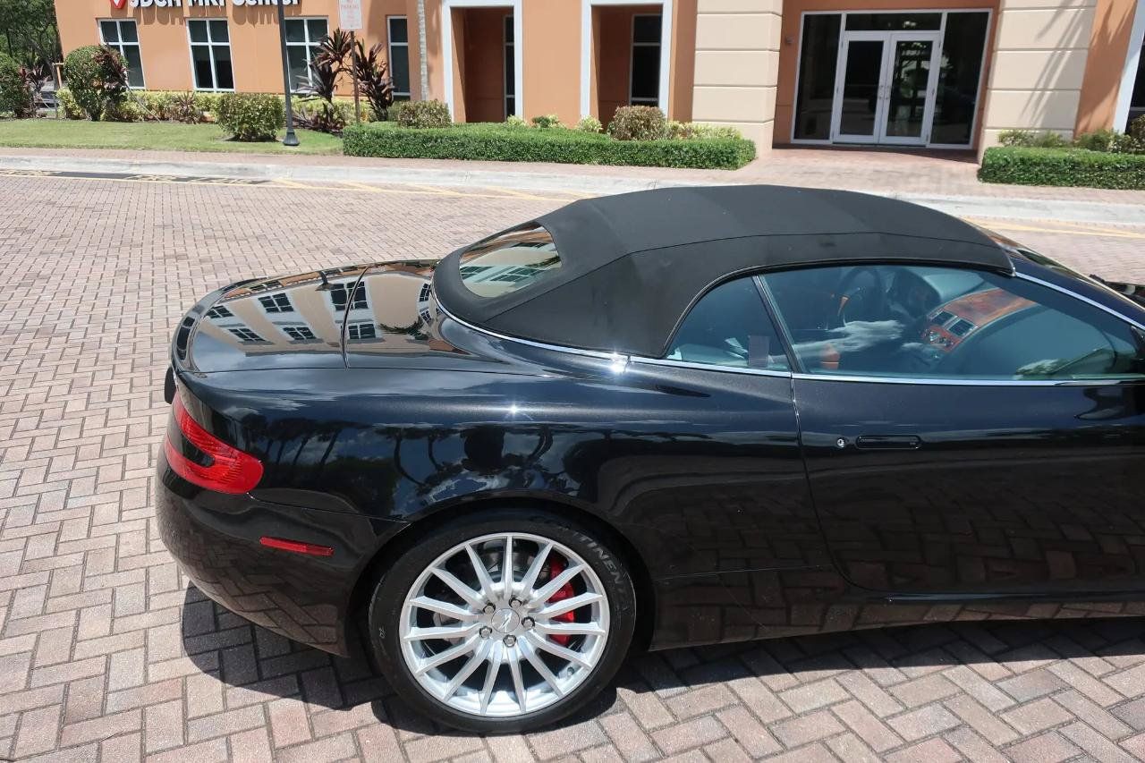 Used 2006 Aston Martin DB9 Volante RWD image 24