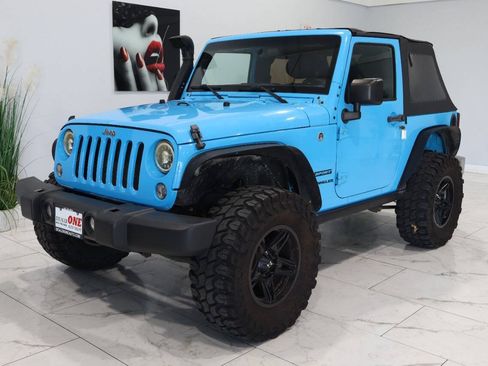 Used 2017 Jeep Wrangler Sport AWD/4WD image 7