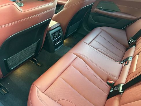 Used 2023 BMW i4 eDrive35 image 12