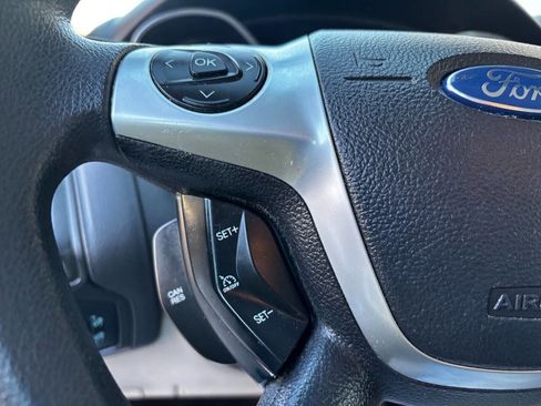 Used 2014 Ford Focus SE FWD image 30