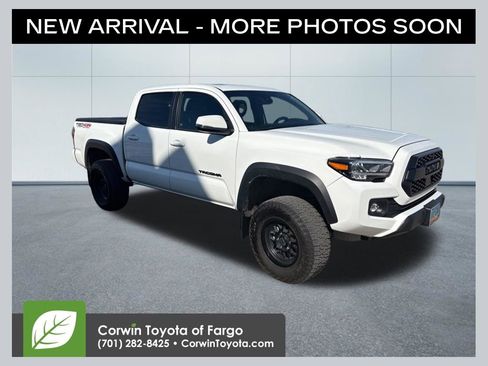 Used 2023 Toyota Tacoma TRD Off-Road w/ TRD Premium Off Road Package image 1