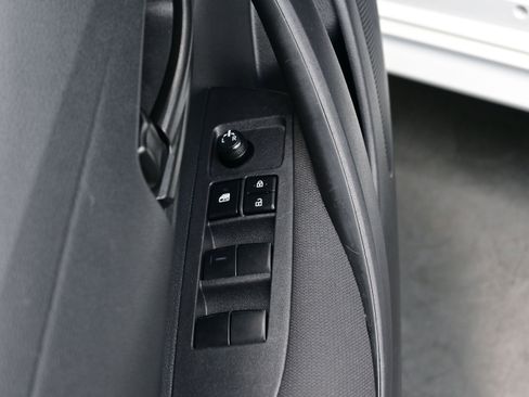 Used 2024 Toyota Corolla LE FWD image 10