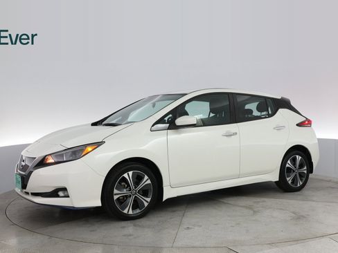 Used 2020 Nissan Leaf SV Plus image 15