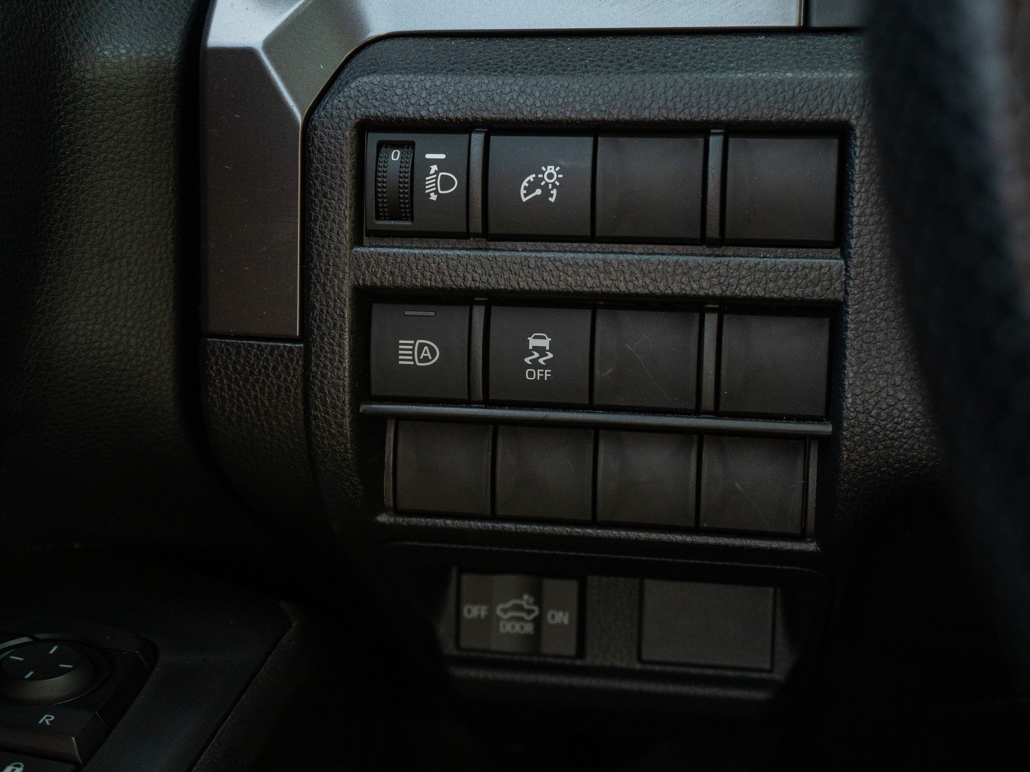Used 2026 Toyota Tacoma SR5 AWD/4WD image 27