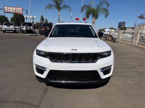 Used 2023 Jeep Grand Cherokee Limited RWD image 2