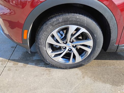 Used 2023 Buick Envision Essence image 23