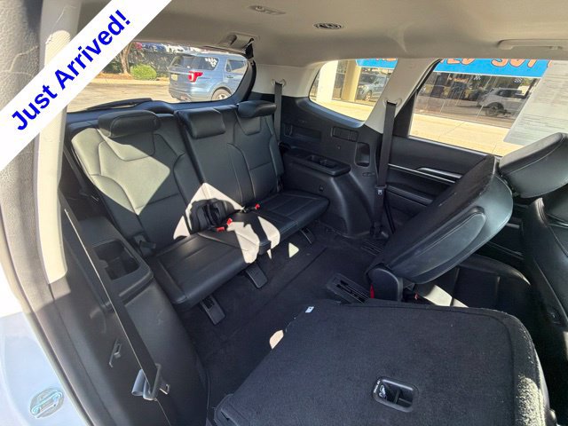 Used 2025 Kia Telluride S FWD image 35