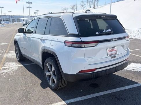 New 2026 Jeep Grand Cherokee Limited w/ Luxury Tech Group II AWD/4WD image 5