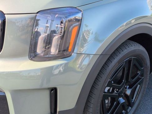 Used 2025 Kia Telluride EX AWD/4WD image 9