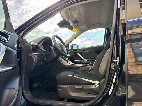 Used 2023 Mitsubishi Eclipse Cross LE AWD/4WD image 9