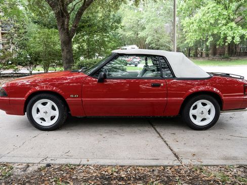 Used 1993 Ford Mustang LX RWD image 15