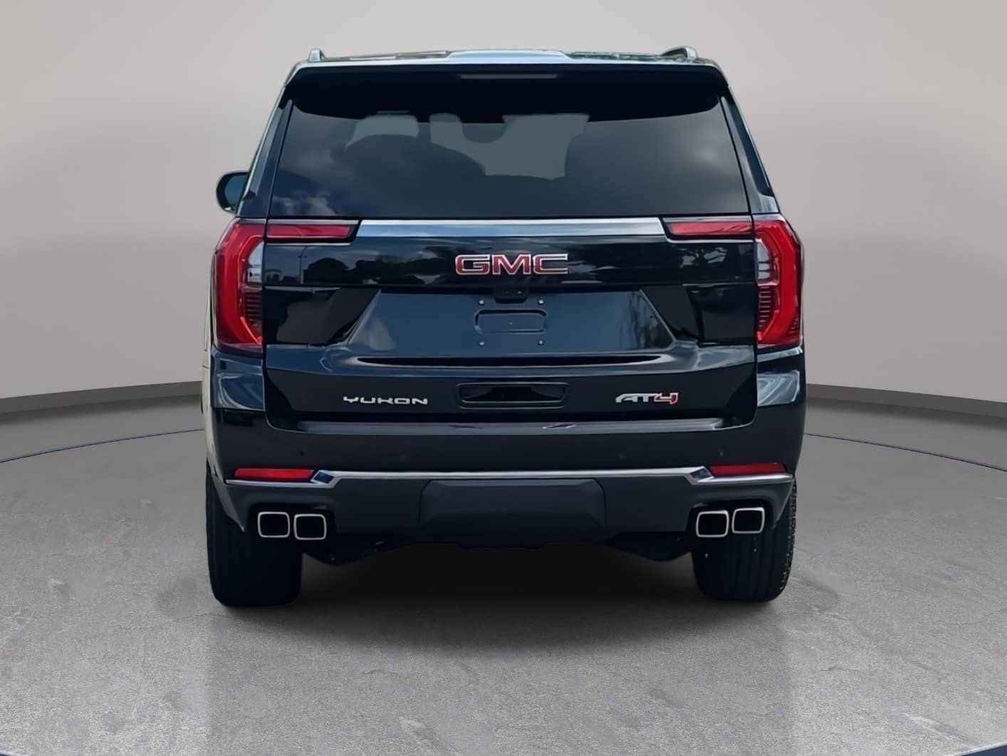 Used 2025 GMC Yukon AT4 w/ AT4 Premium Package AWD/4WD image 6