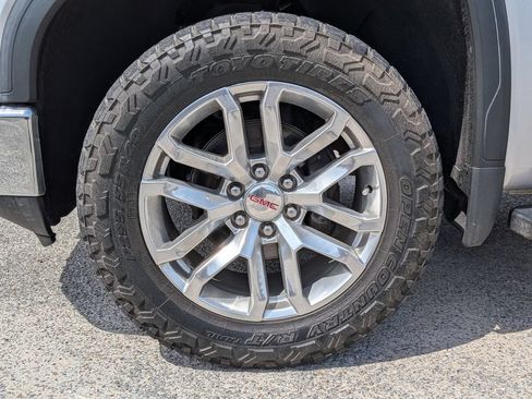 Used 2021 GMC Sierra 1500 SLT AWD/4WD image 21