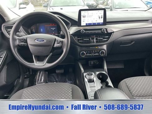 Used 2025 Ford Escape Active AWD/4WD image 14